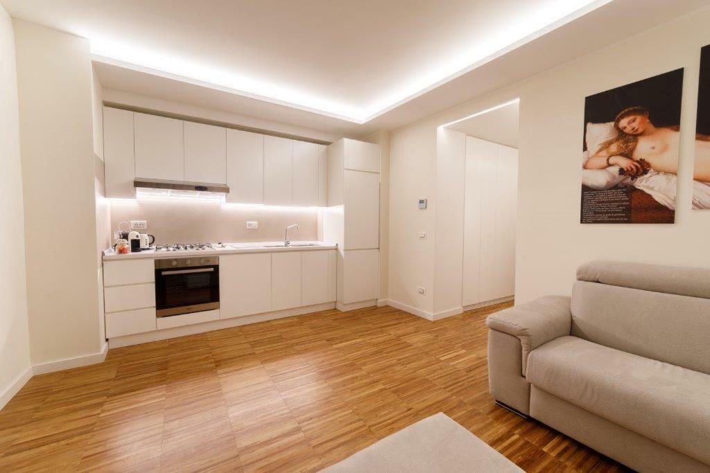 I Vicoli Exclusive Apartments ฟอนดี ภายนอก รูปภาพ