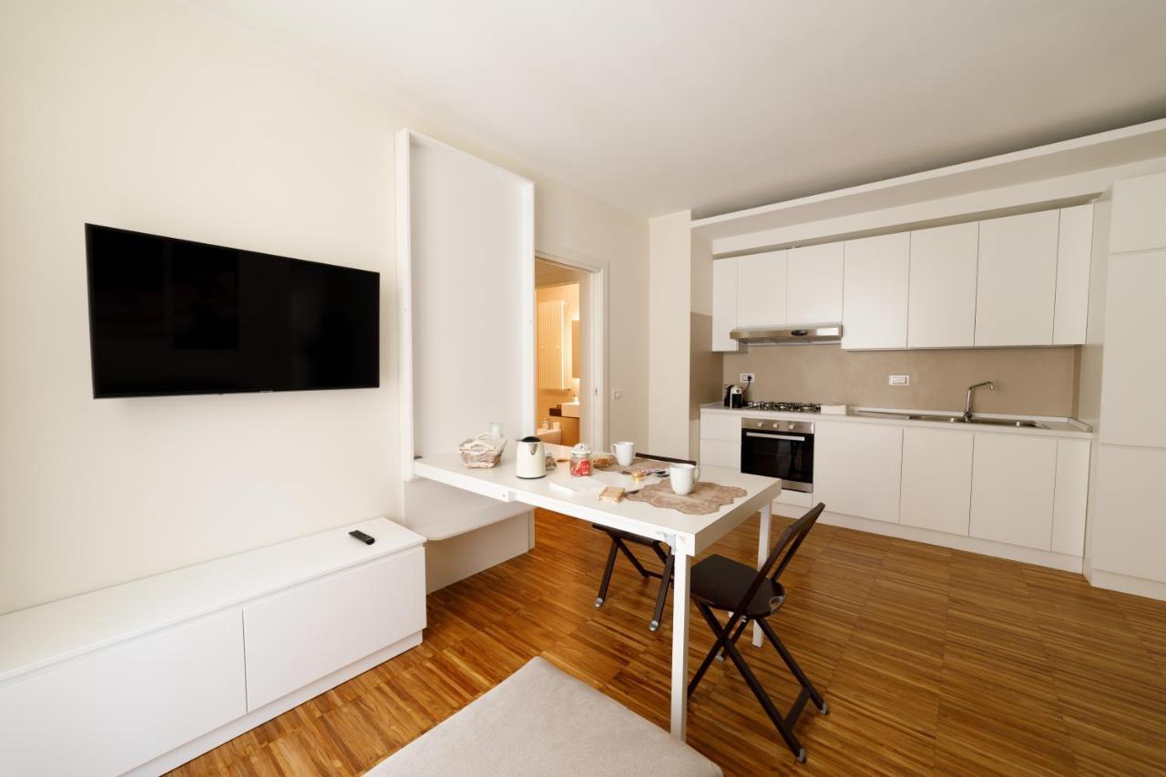 I Vicoli Exclusive Apartments ฟอนดี ภายนอก รูปภาพ