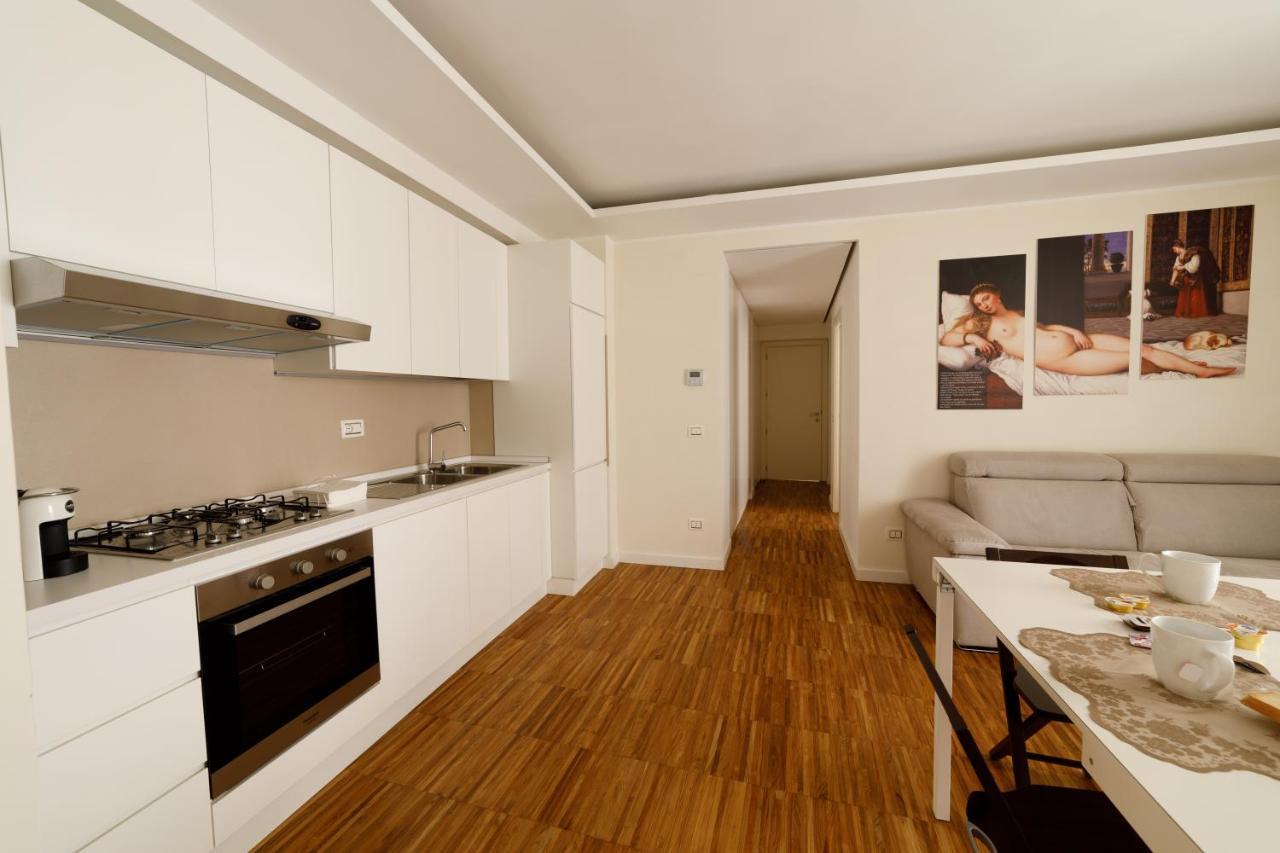 I Vicoli Exclusive Apartments ฟอนดี ภายนอก รูปภาพ
