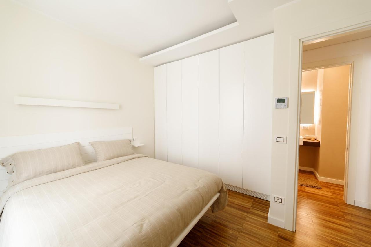 I Vicoli Exclusive Apartments ฟอนดี ภายนอก รูปภาพ